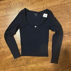 Hollister Women's Black Long Sleeve Top